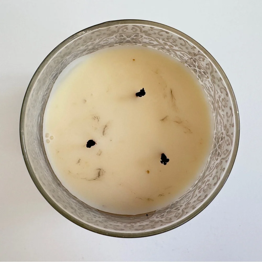 Bath & Body Works Cafe Latte 3-Wick Candle - Picture 3 of 4